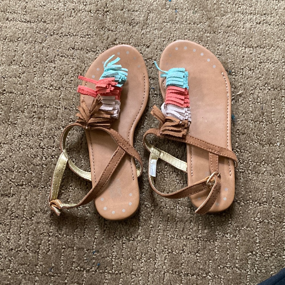 Kids Shoes Size 1 Frills Comfortable Perfect For the Beach Kid Shoes